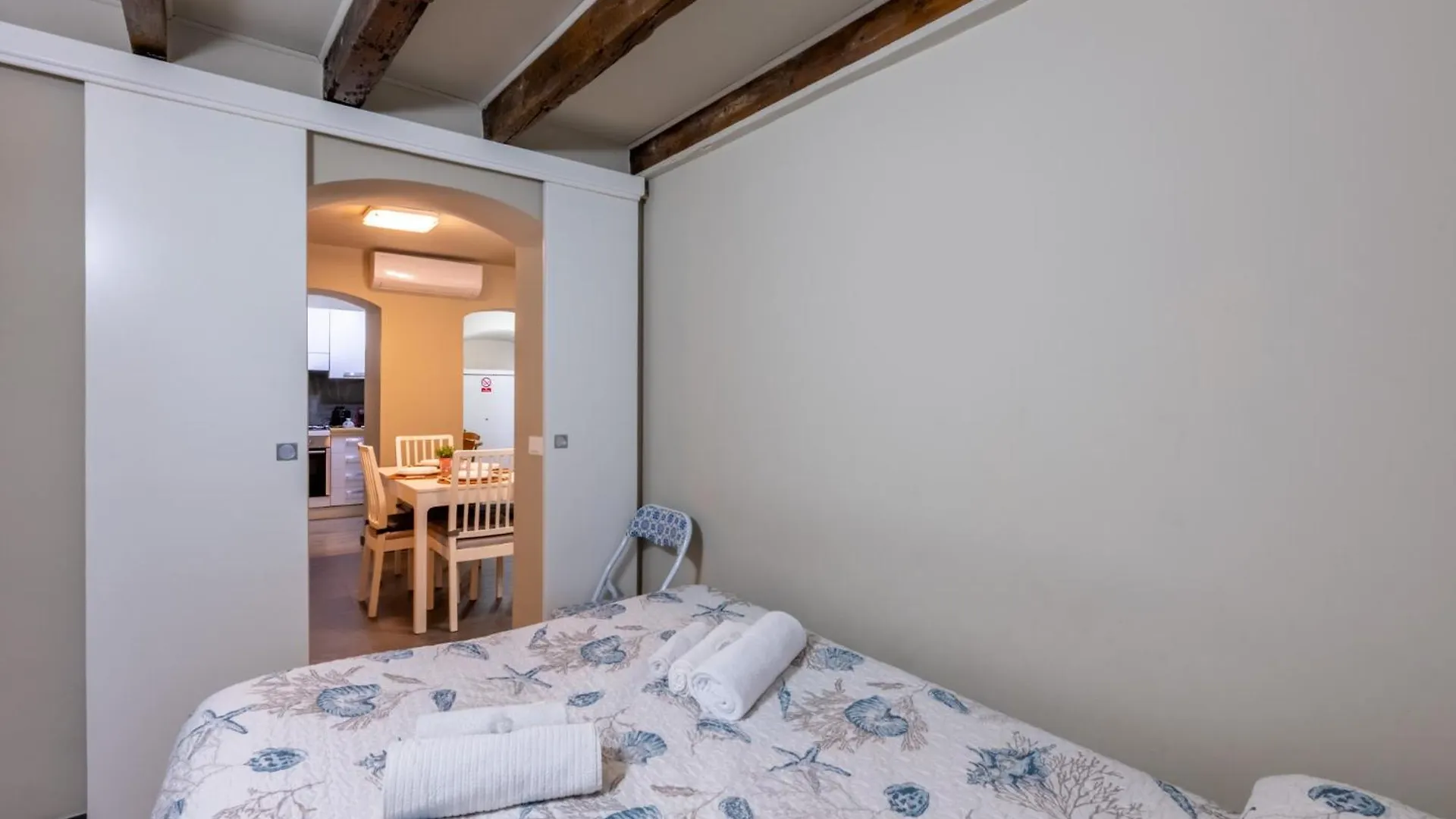 Pippi'S Aquarium Home With A/C Genoa Italy